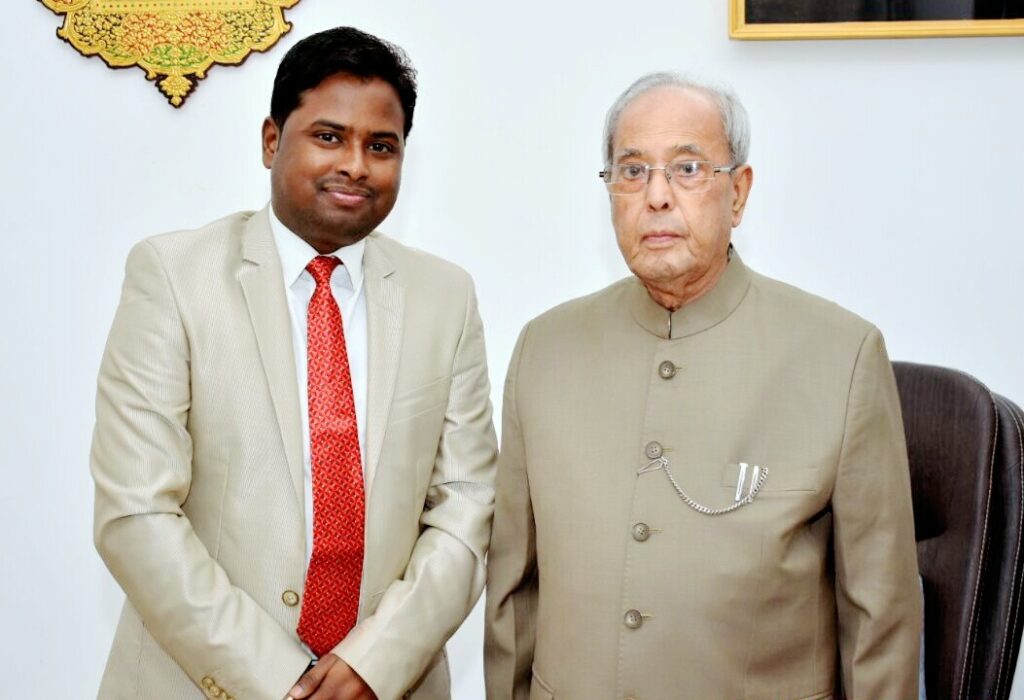 Dr Subodh Kumar met Shri Pranab Mukherjee ji (13th President of India)